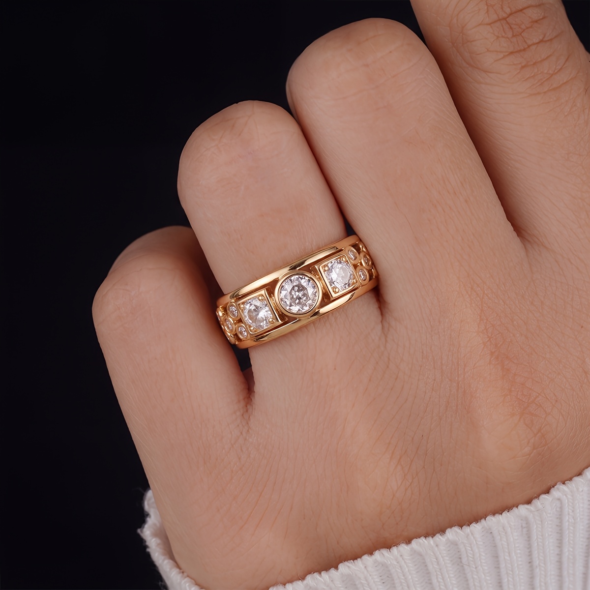 Women's Geometric Round & Square Ring, Elegant Design
